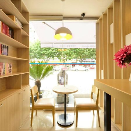 Hanting Hotel Zhuhai Gongbei Port Qinglv Nanlu Branch מראה חיצוני תמונה