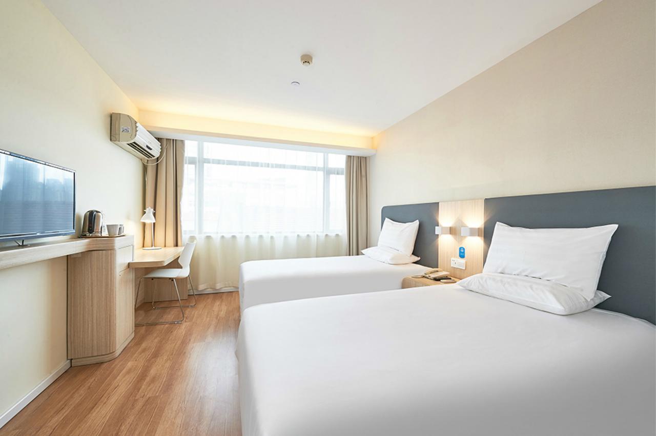 Hanting Hotel Zhuhai Gongbei Port Qinglv Nanlu Branch מראה חיצוני תמונה