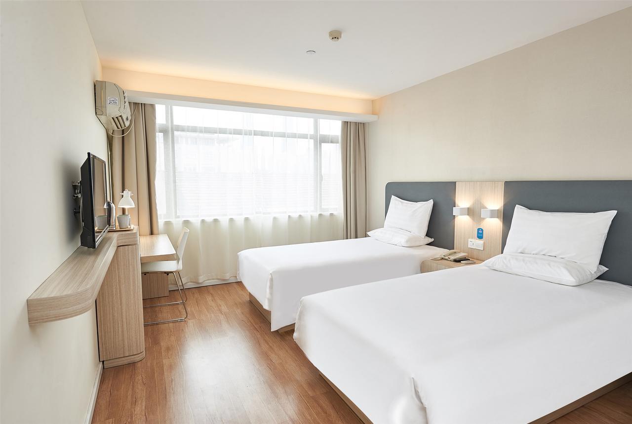 Hanting Hotel Zhuhai Gongbei Port Qinglv Nanlu Branch מראה חיצוני תמונה