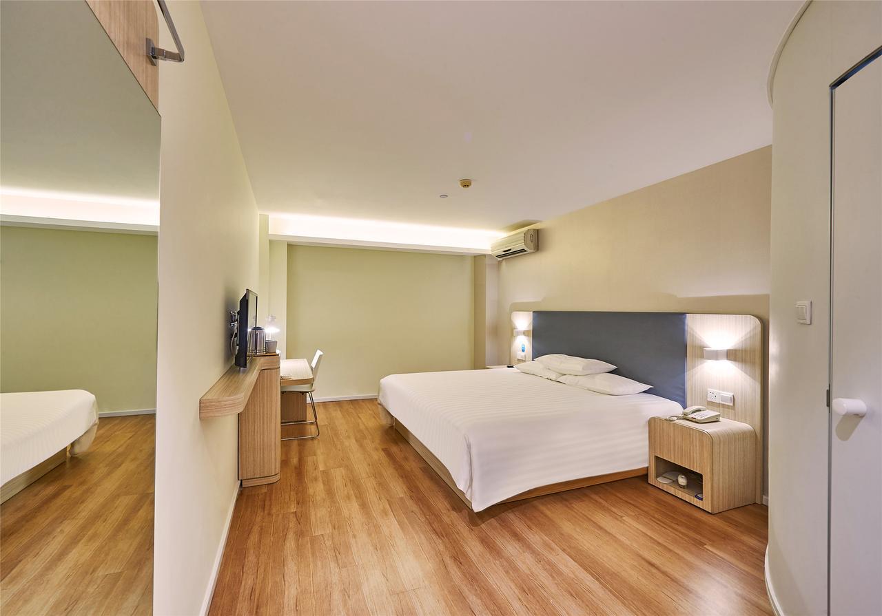 Hanting Hotel Zhuhai Gongbei Port Qinglv Nanlu Branch מראה חיצוני תמונה