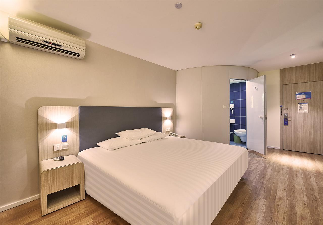 Hanting Hotel Zhuhai Gongbei Port Qinglv Nanlu Branch מראה חיצוני תמונה